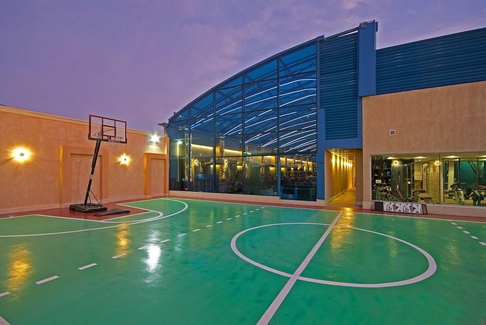 Casablanca Grand Hotel Dżedda Zewnętrze zdjęcie Basketball court