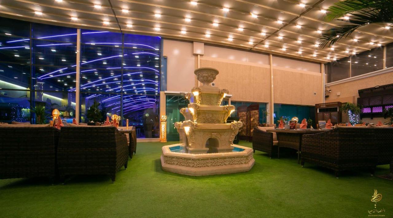 Casablanca Grand Hotel Dżedda Zewnętrze zdjęcie Fountain at the hotel